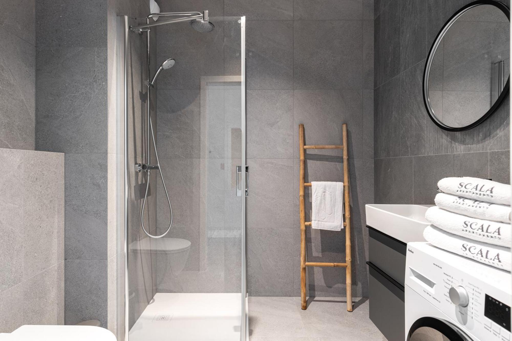 Scala City Center Apartments With Parking By Lion Apartments Gdansk Dış mekan fotoğraf